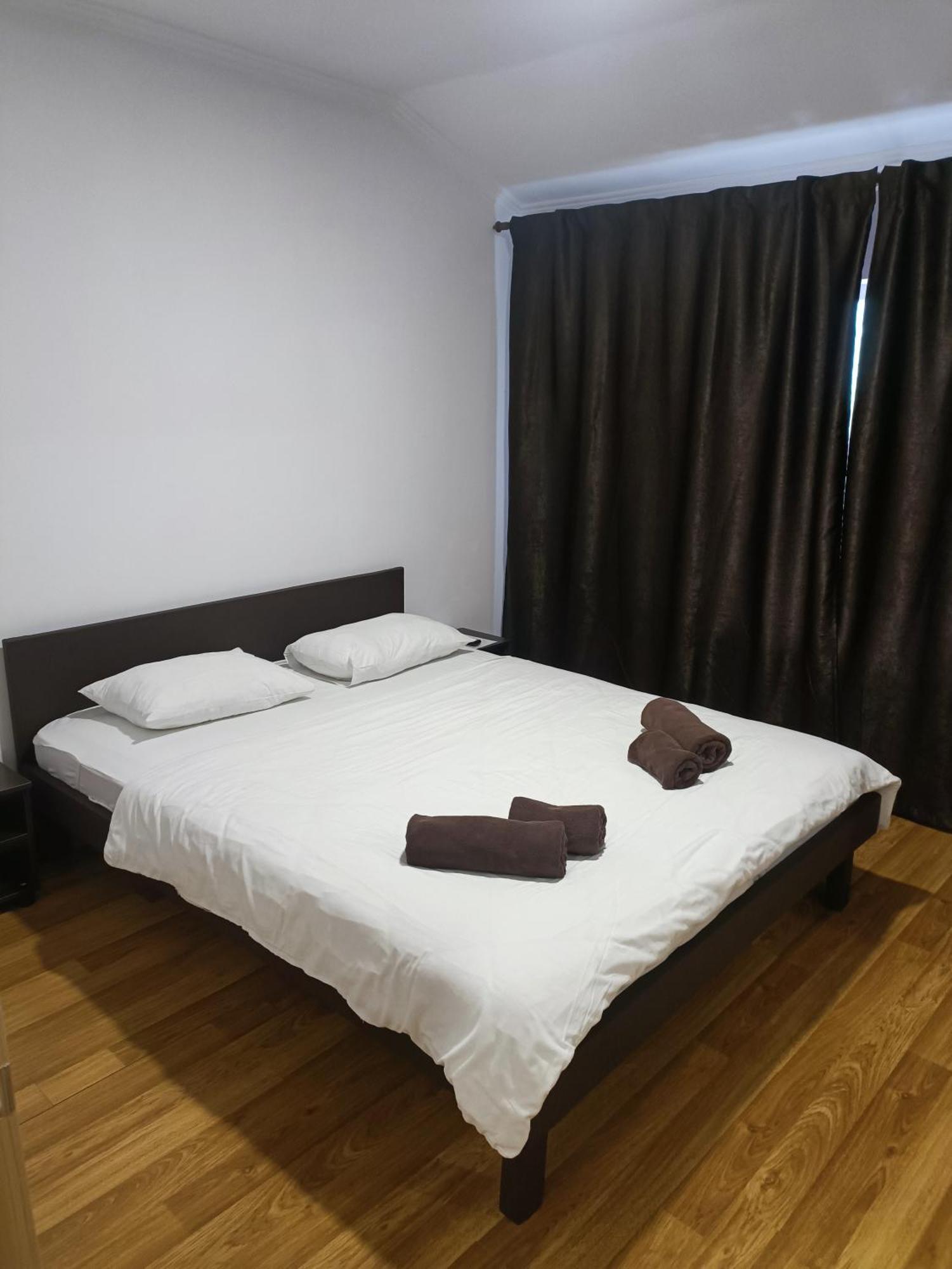 Mirage Hotell Tjernivtsi Exteriör bild